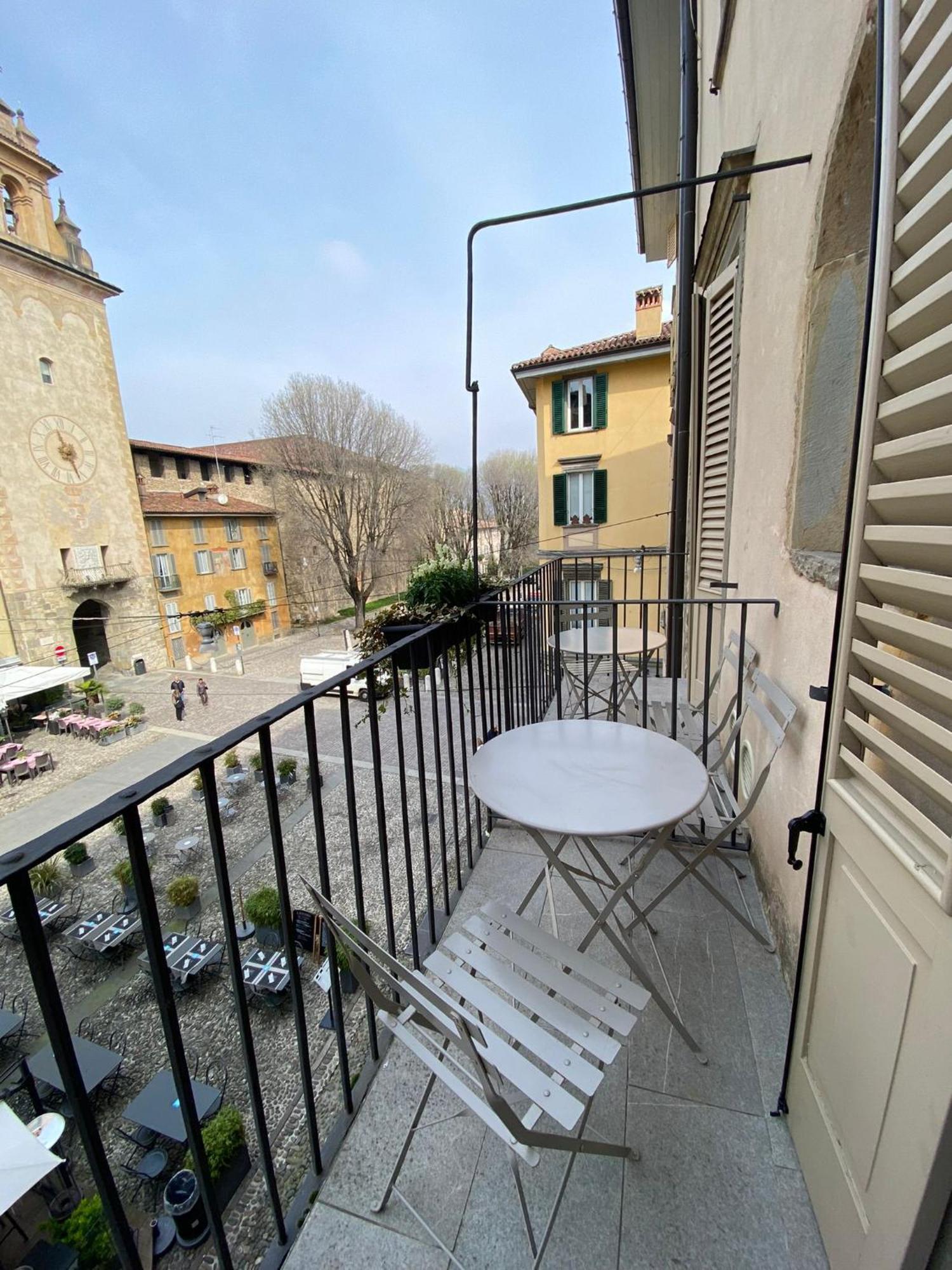 Piazza Mascheroni Home Bergamo Exterior foto